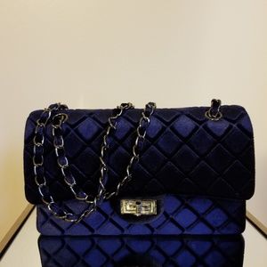 Navy velvet solid quilted purse